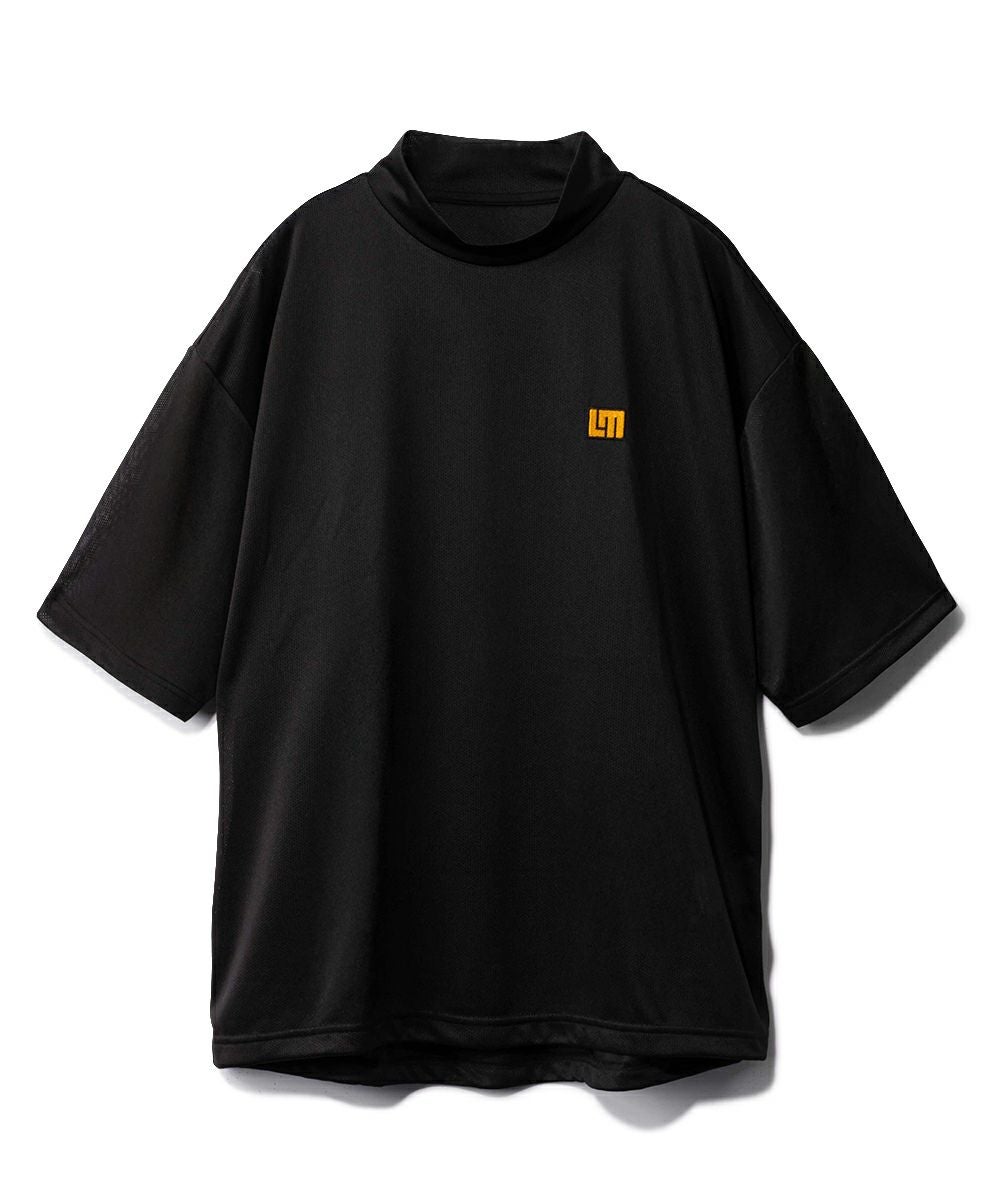 000000010711-04.jpg?size=m&w=